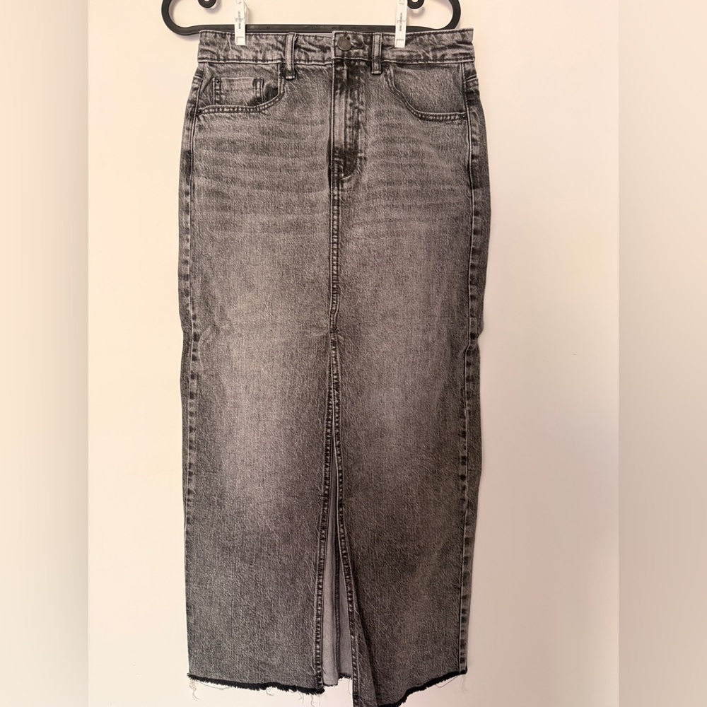 Stradivarius LOOSE-FITTING DENIM MIDI SKIRT